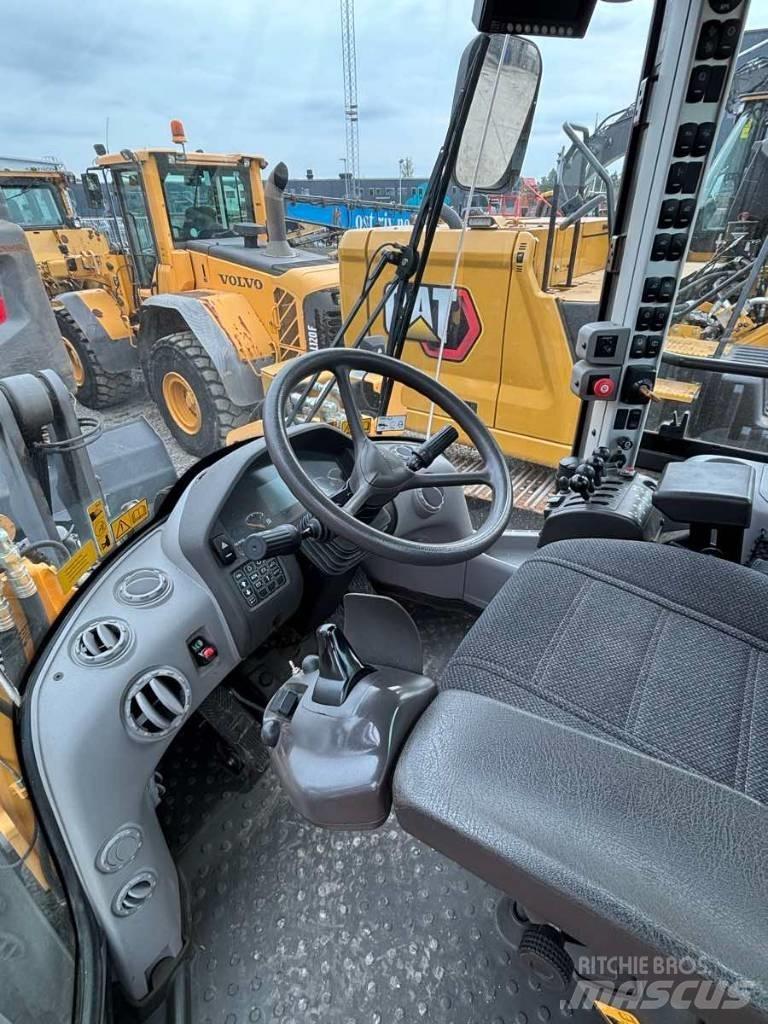 Volvo L90G 轮式装载机