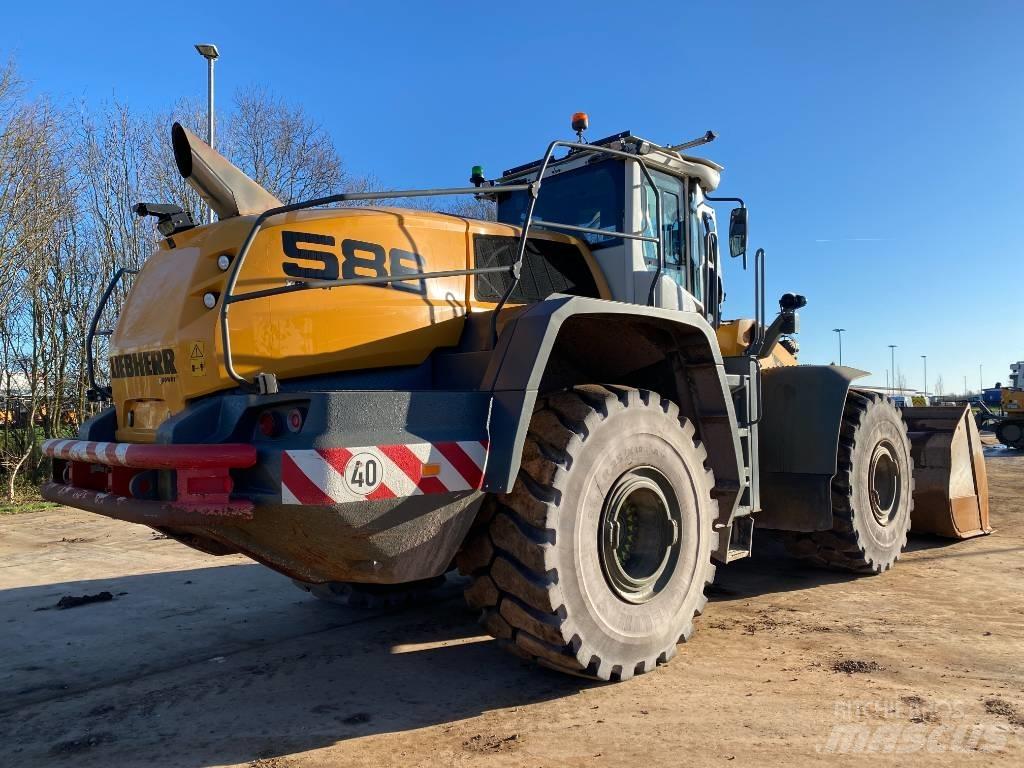 Liebherr L 586 轮式装载机