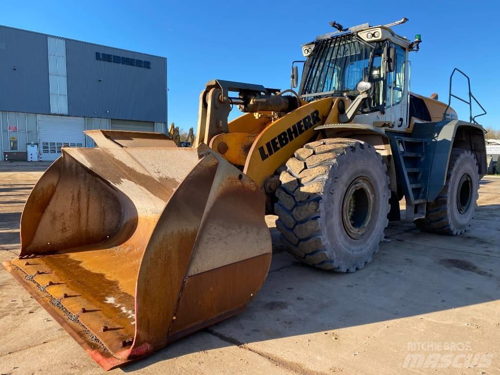 Liebherr L 586 轮式装载机