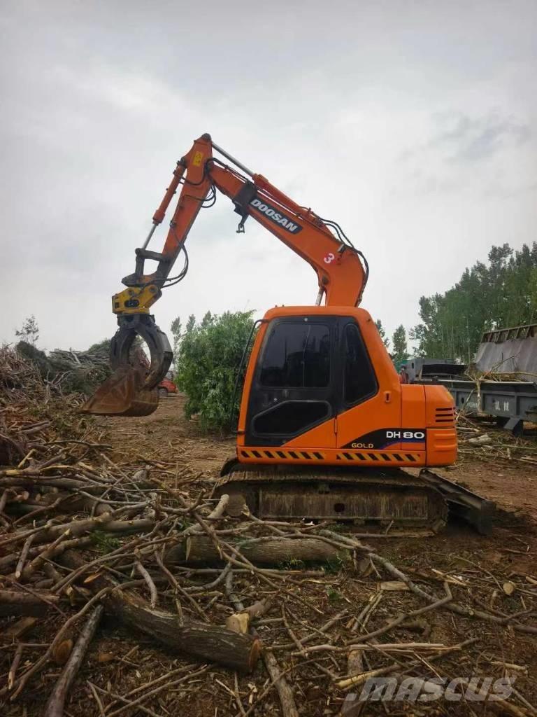 Doosan DH 80 中型挖掘机