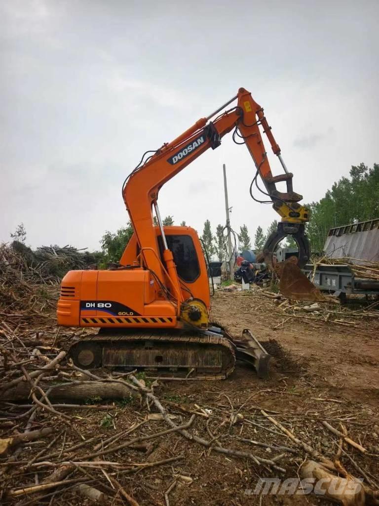 Doosan DH 80 中型挖掘机