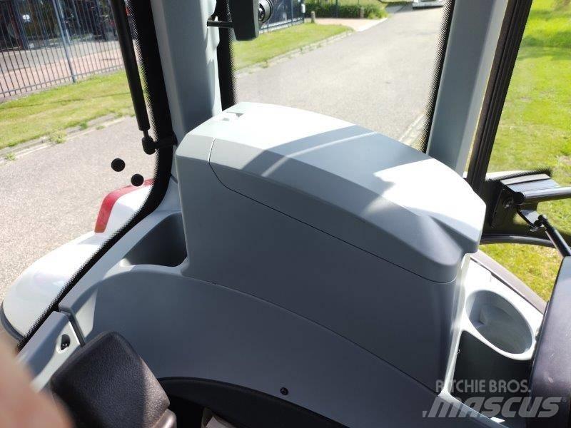 Valtra T 175 A 拖拉机/农用车
