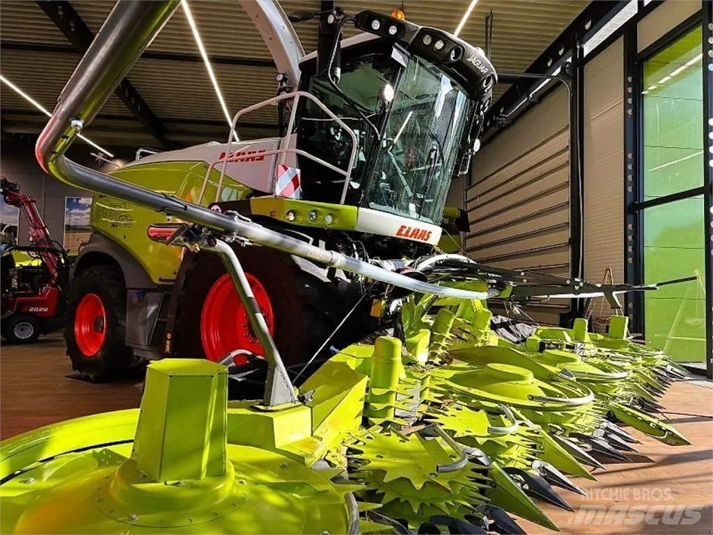 CLAAS Jaguar 970 自走式青贮饲料收割机