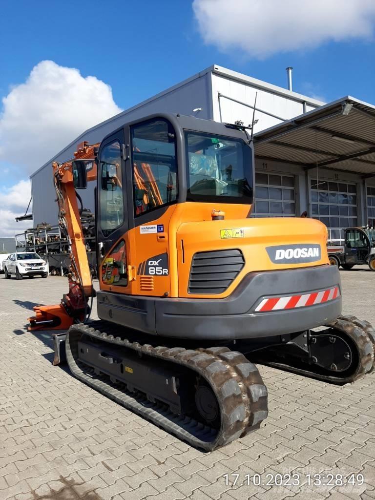 Develon DX 85 R-3 中型挖掘机
