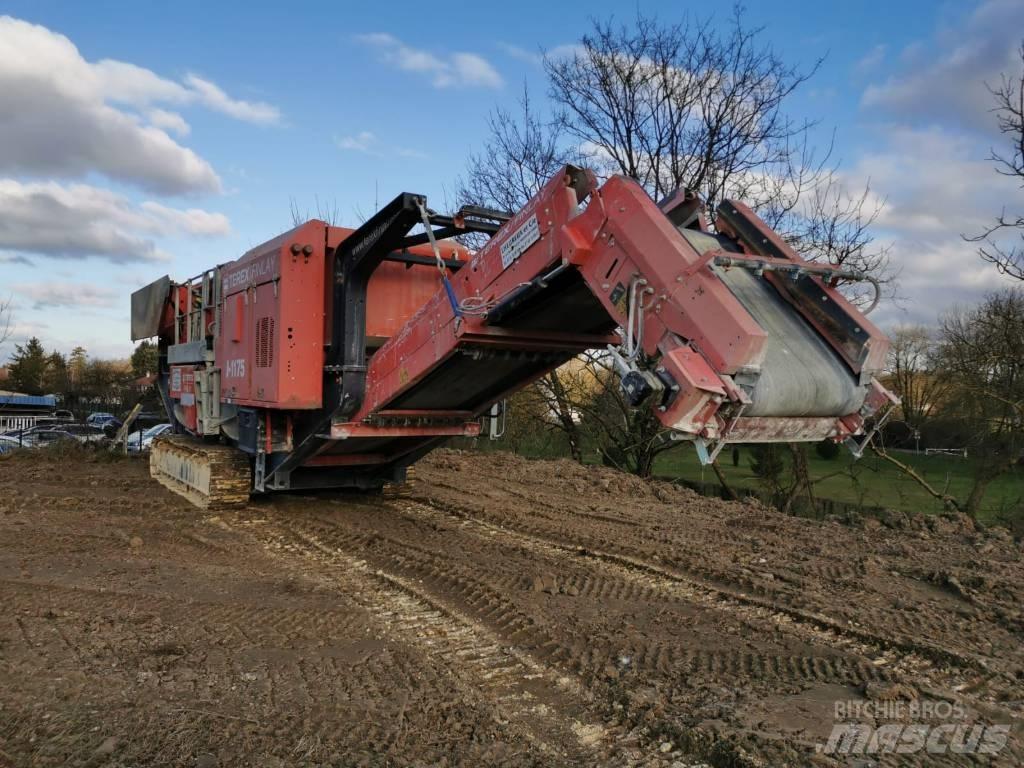 Terex J 1175 移动式破碎机