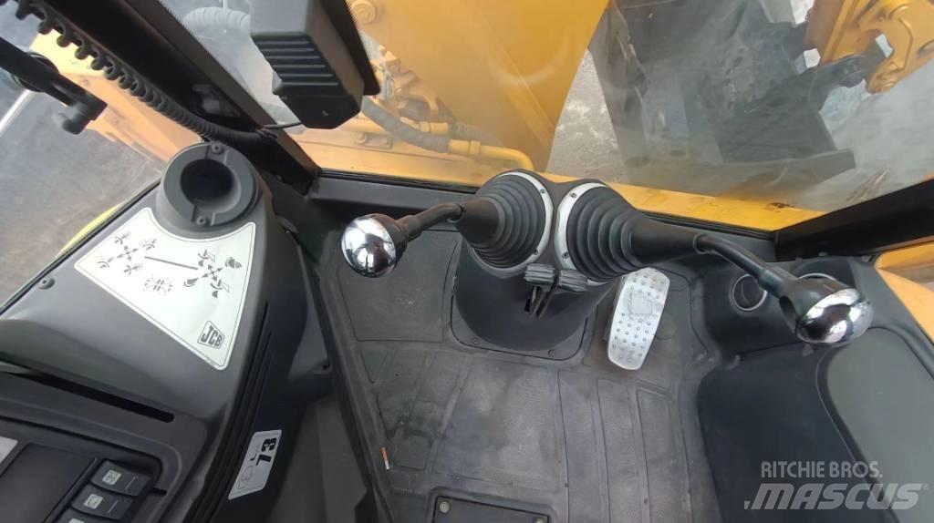 JCB 3 CX 轮式装载机