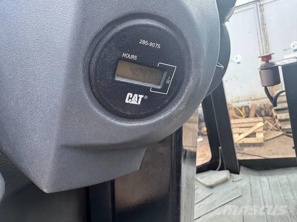 CAT CP 533 E 单轮压路机