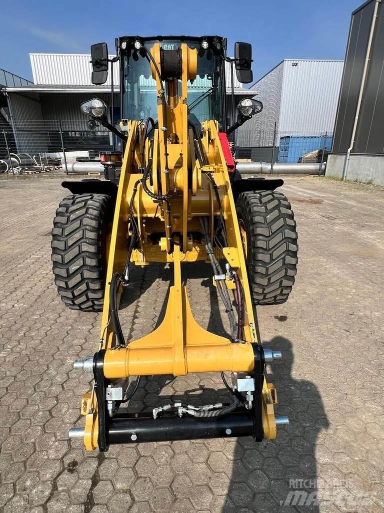 CAT 908 轮式装载机