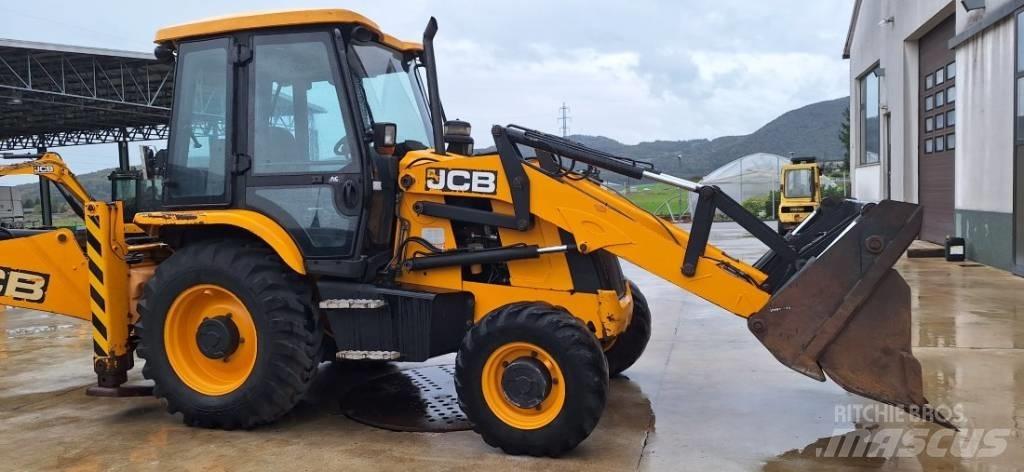 JCB 3DX 反铲装载机
