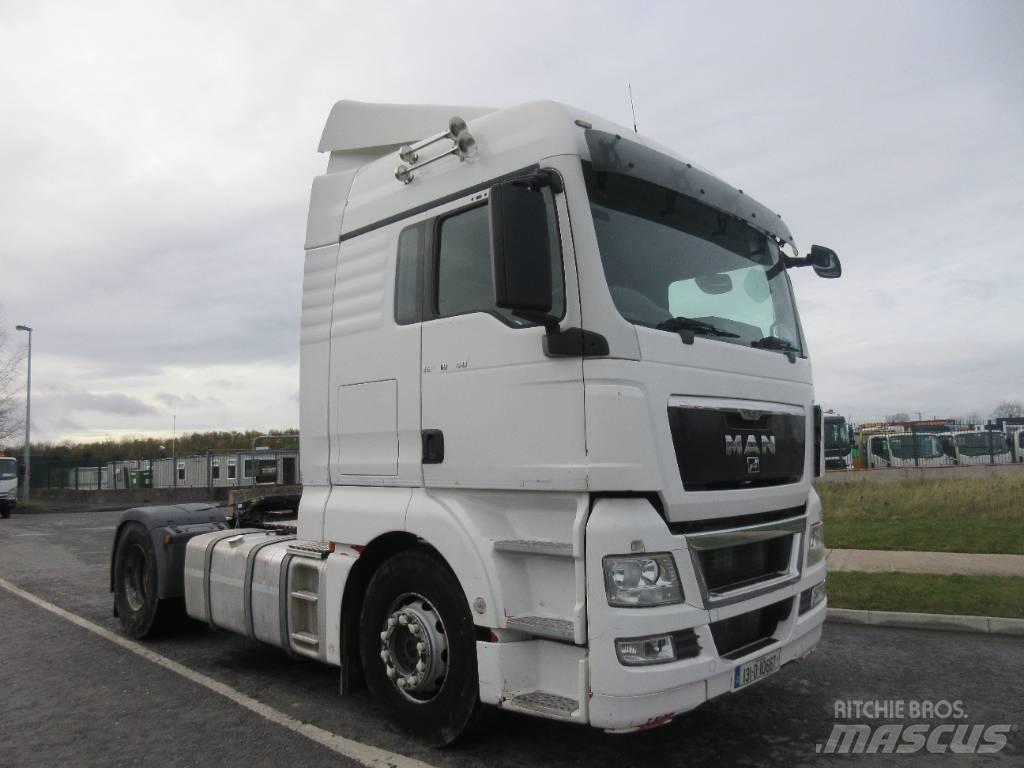 MAN 18.440 牵引车