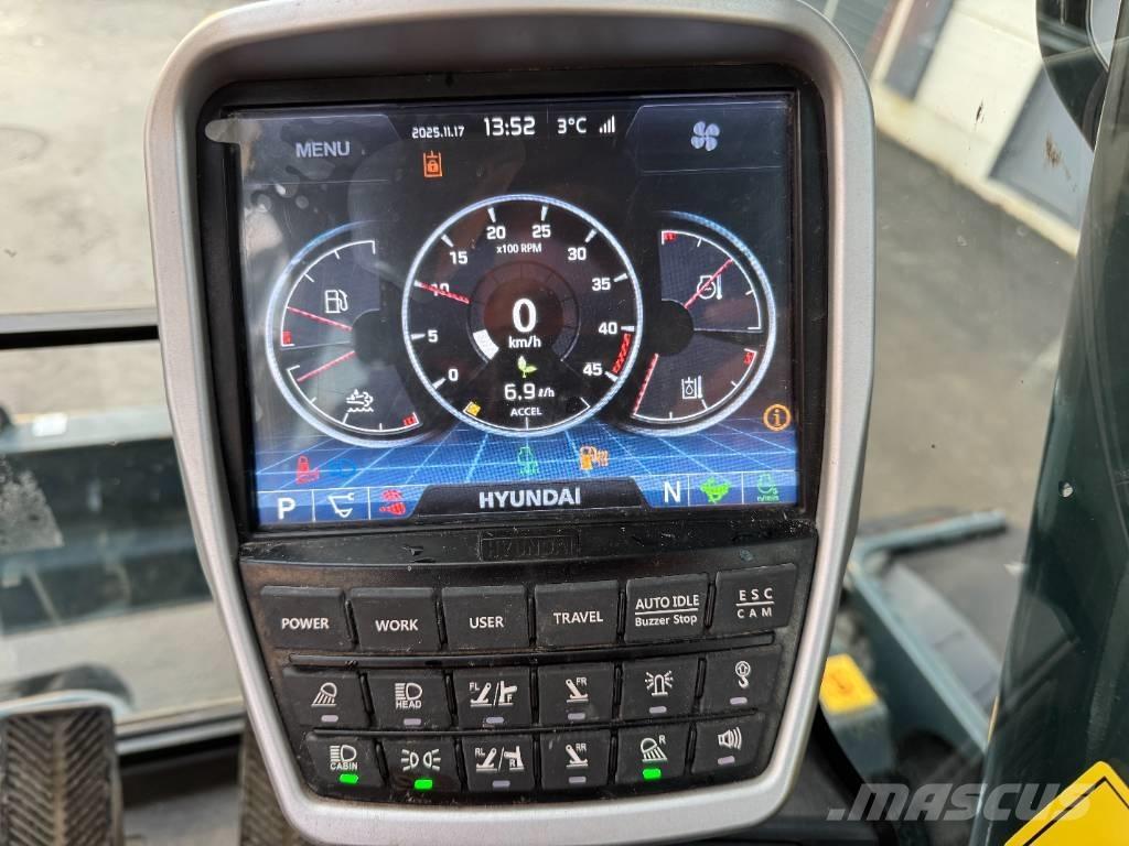 Hyundai HW 150 ACR 轮式挖掘机