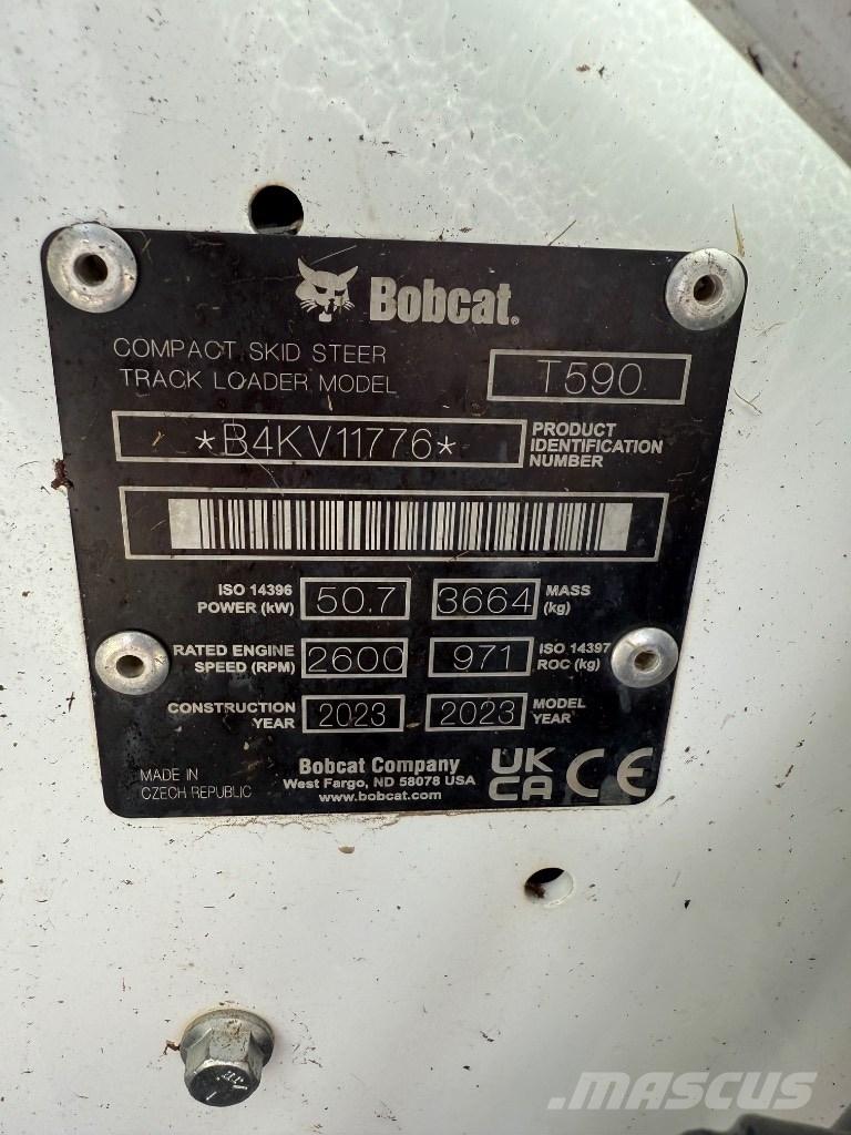 Bobcat T 590 HF 滑移装载机
