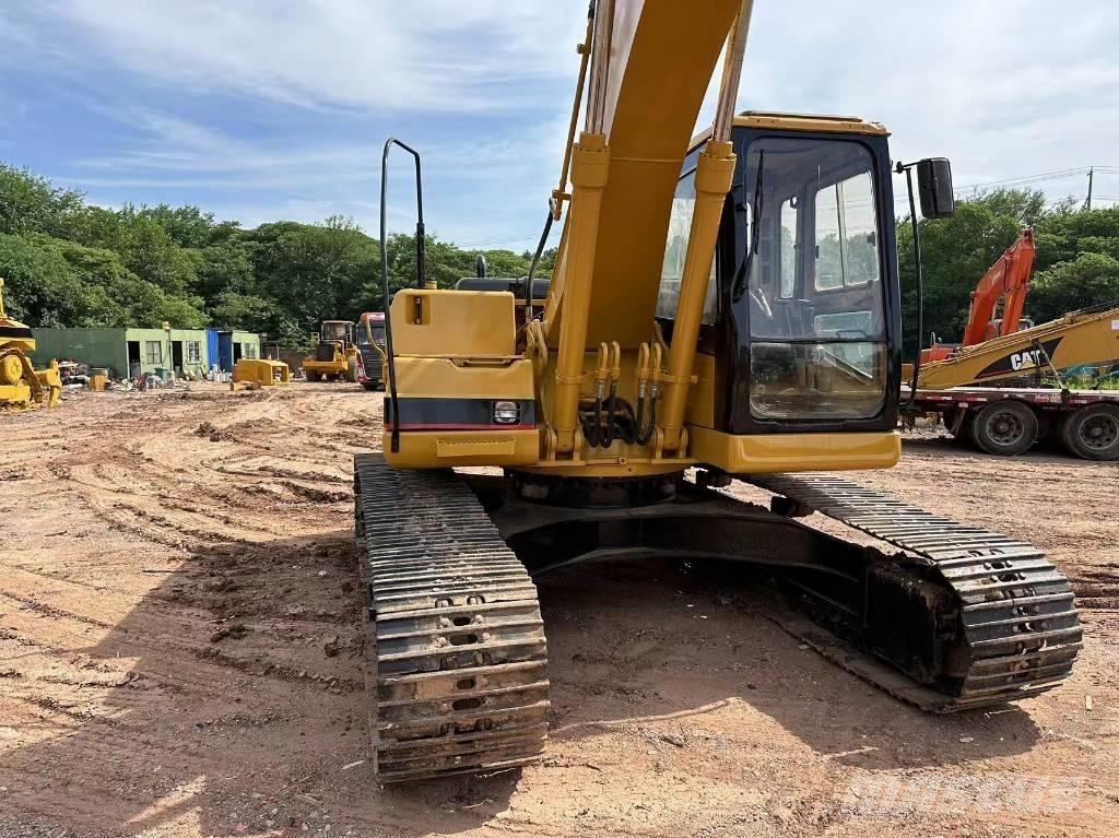 CAT 320BL 履带挖掘机