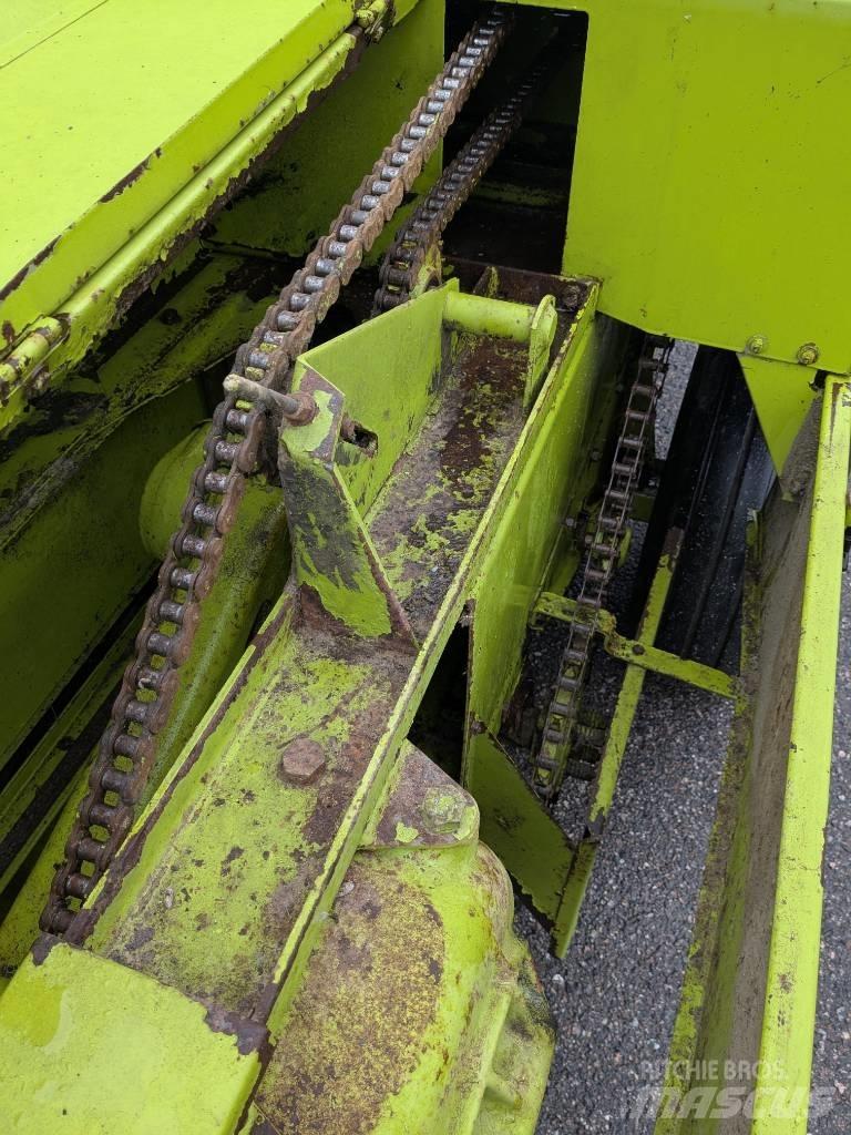 CLAAS Markant 40 方捆打捆机