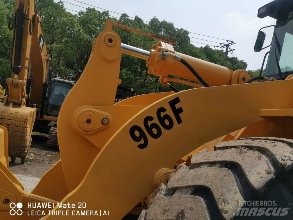 CAT 966 F 轮式装载机