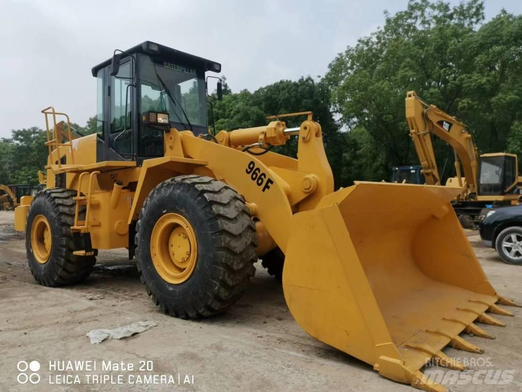 CAT 966 F 轮式装载机