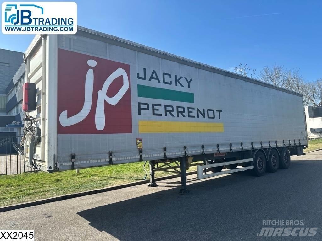 Fruehauf Tautliner 侧帘半挂车