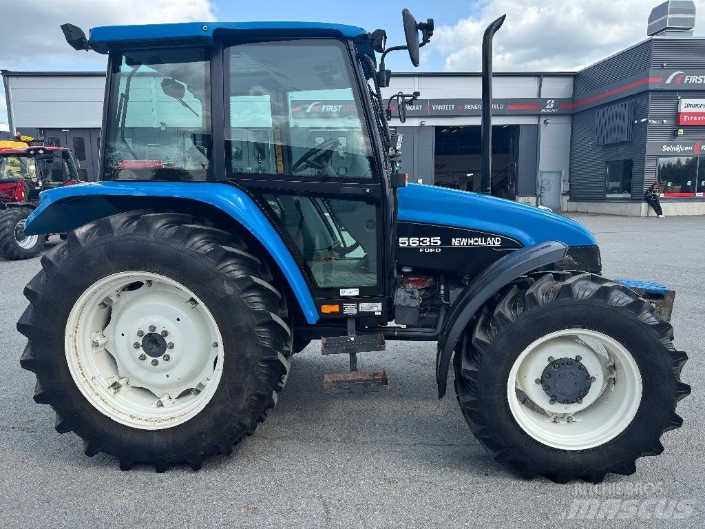 New Holland 5635 拖拉机/农用车