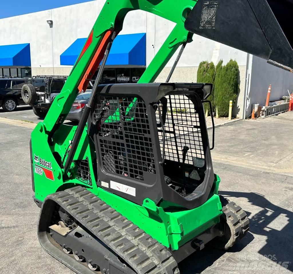 Bobcat T 550 滑移装载机
