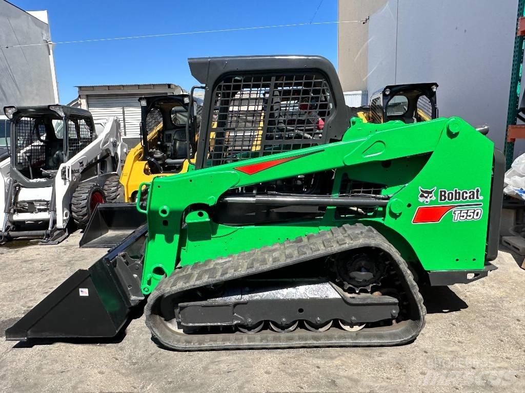 Bobcat T 550 滑移装载机