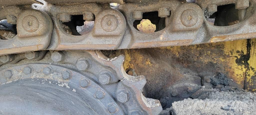 Komatsu D 65 EX 12 履带式推土机