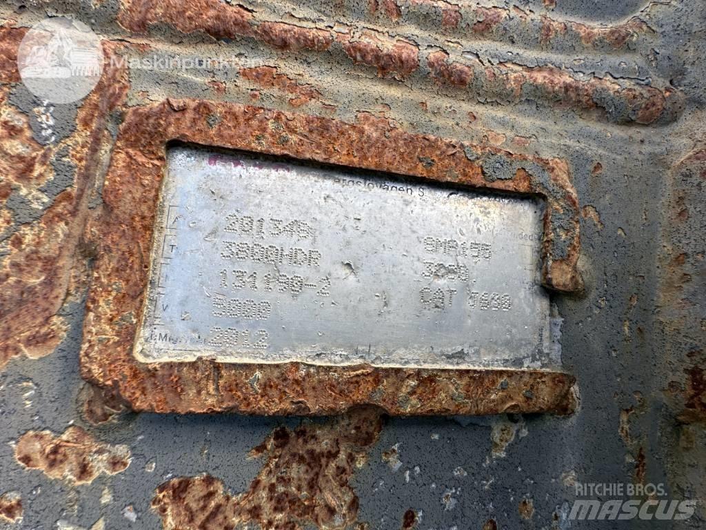 CAT 374 F L 履带挖掘机