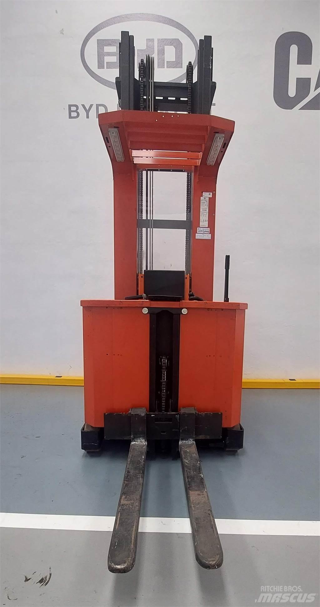 BT OP1000HSE 低架装载机
