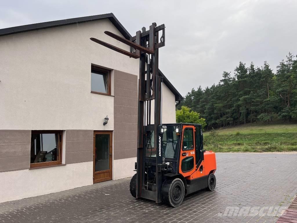 Doosan D 55 C-7 柴油叉车