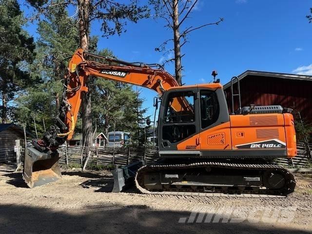 Doosan DX 140 LC 履带挖掘机