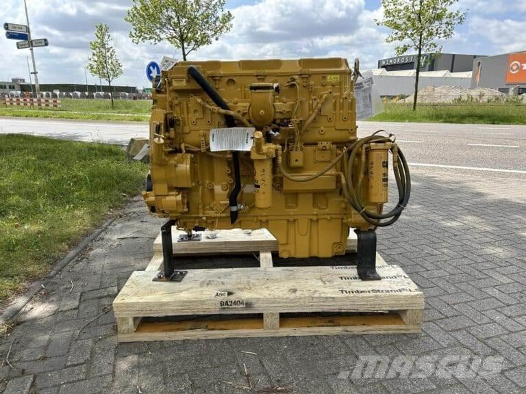 CAT C13 发动机