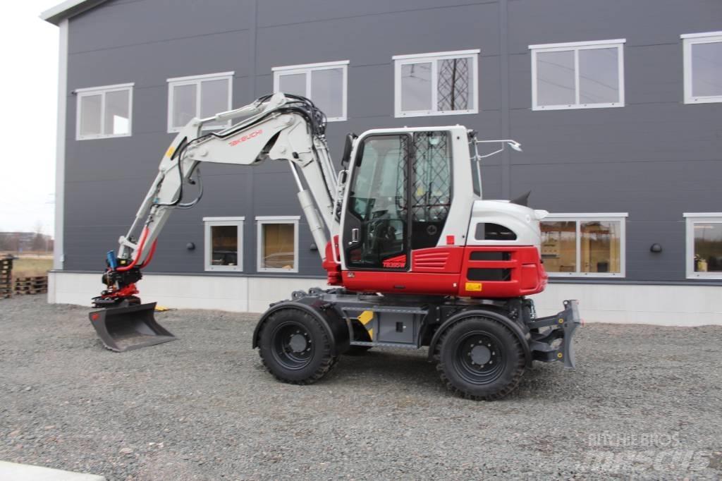 Takeuchi TB395W 轮式挖掘机