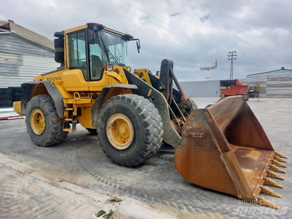 Volvo L 110 F 轮式装载机