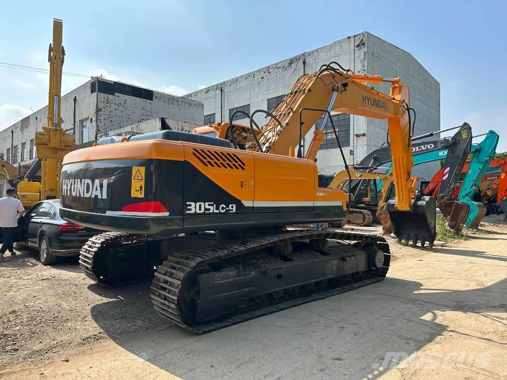 Hyundai R305LC-9 履带挖掘机