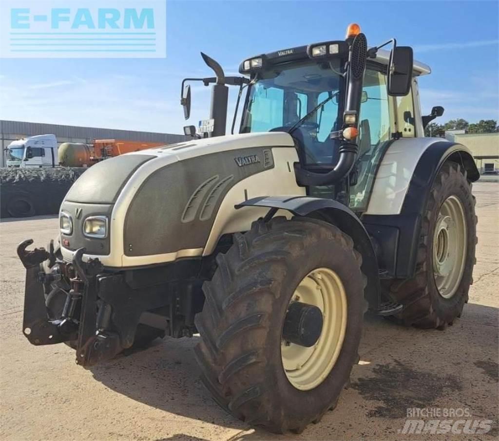 Valtra t 202 拖拉机/农用车