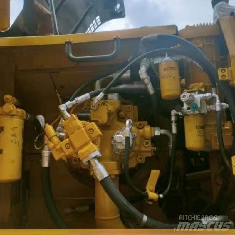 CAT 336 D2 履带挖掘机