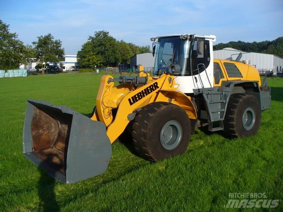 Liebherr L 566 轮式装载机