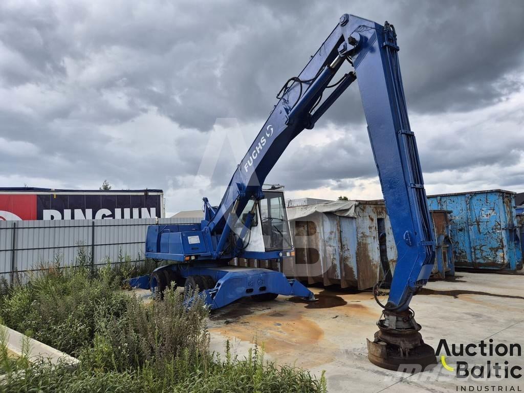 Fuchs MHL 331 轮式挖掘机