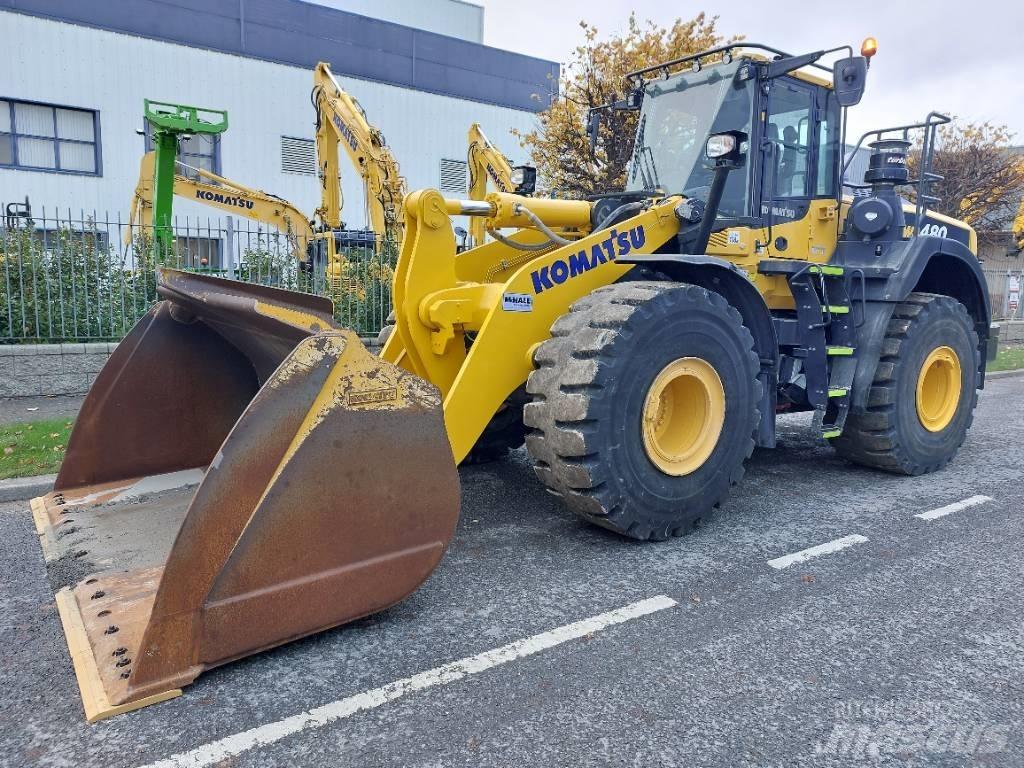 Komatsu WA480-8 轮式装载机