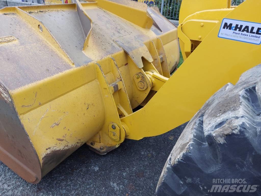 Komatsu WA480-8 轮式装载机