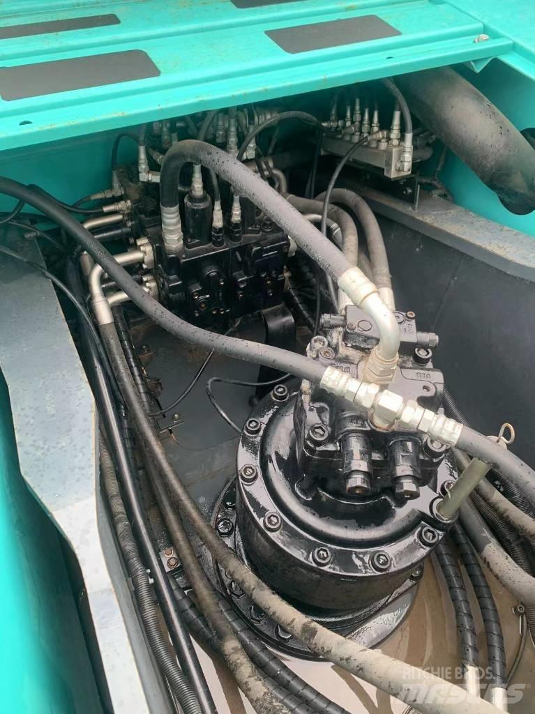 Kobelco SK 330 履带挖掘机