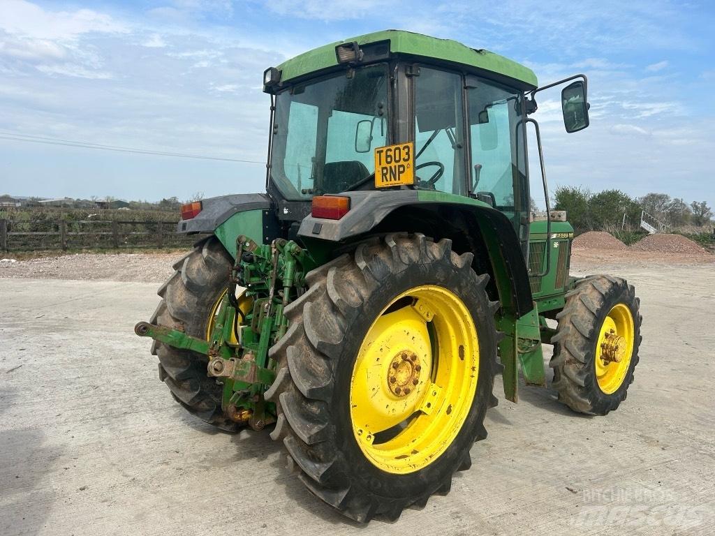 John Deere 6400 小型拖拉机