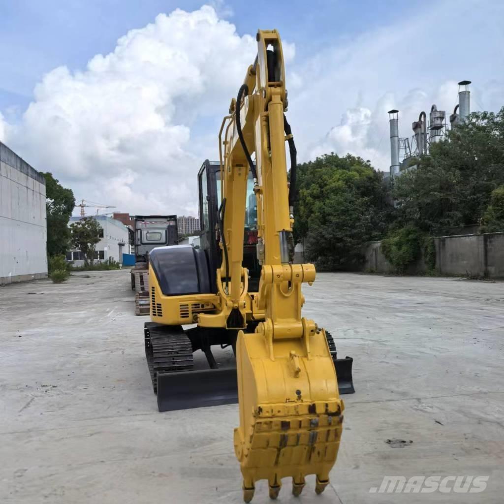 Komatsu PC 50 MR-2 小型挖掘机