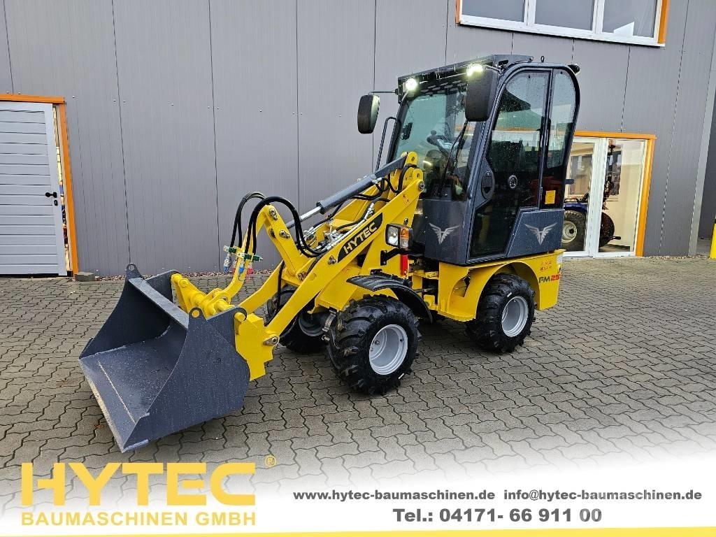 Hytec FM25 滑移装载机