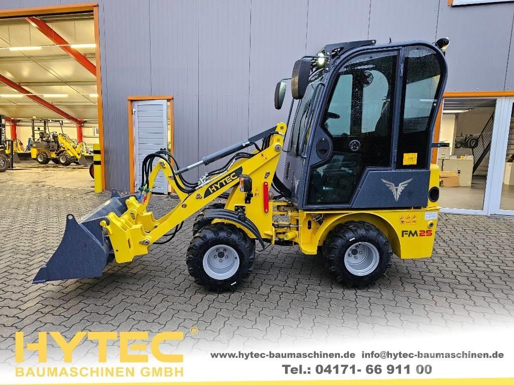 Hytec FM25 滑移装载机