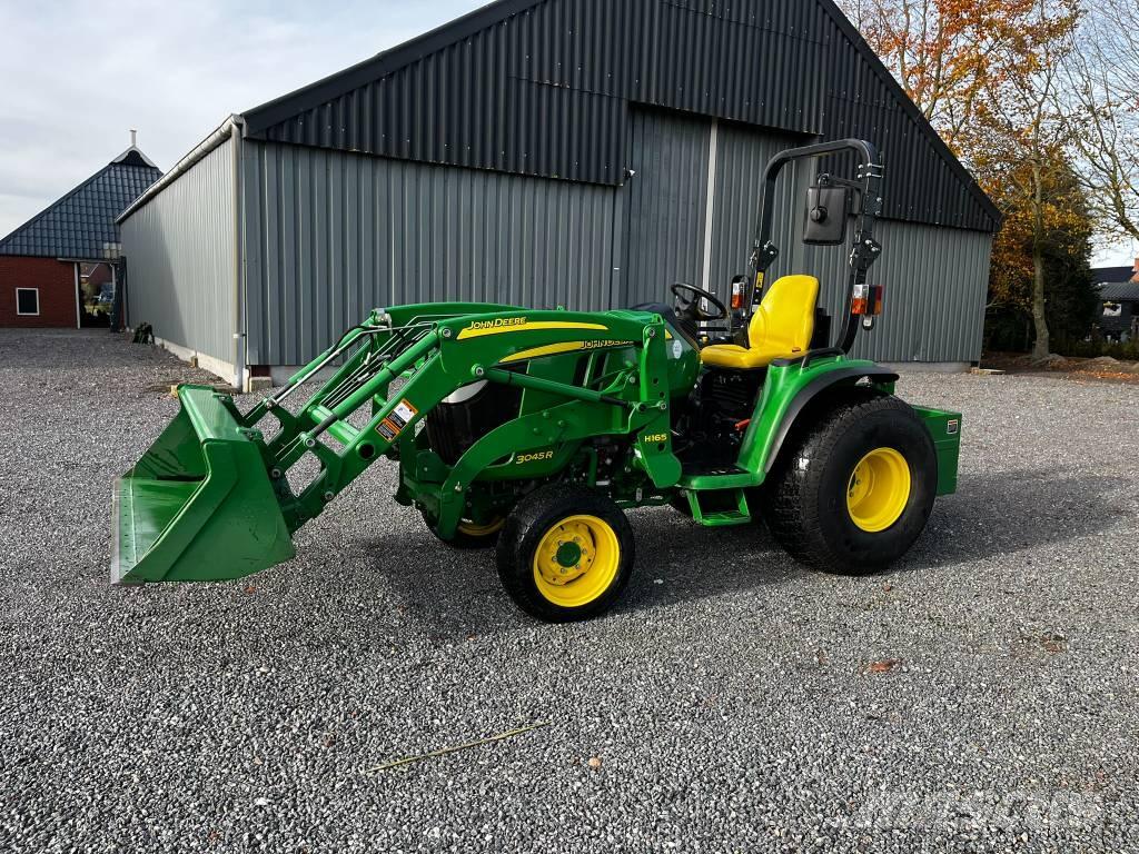 John Deere 3045 R 拖拉机/农用车