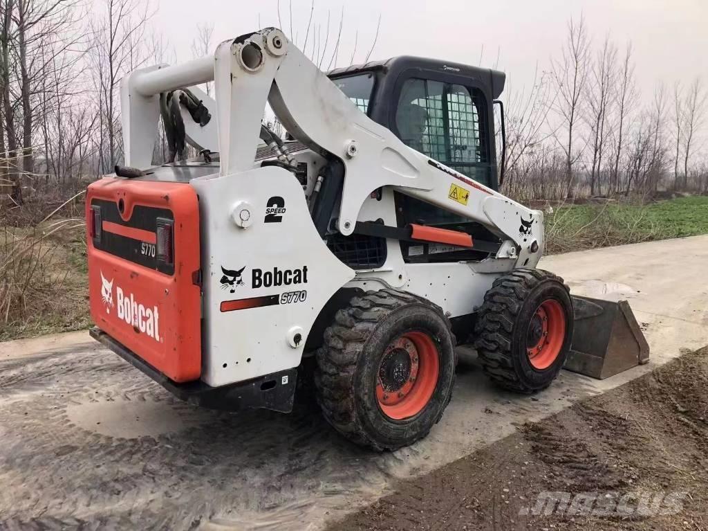 Bobcat S 770 滑移装载机