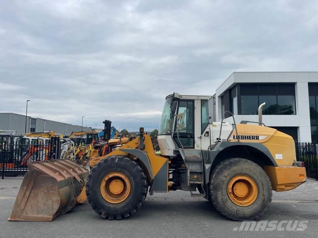 Liebherr L544 轮式装载机