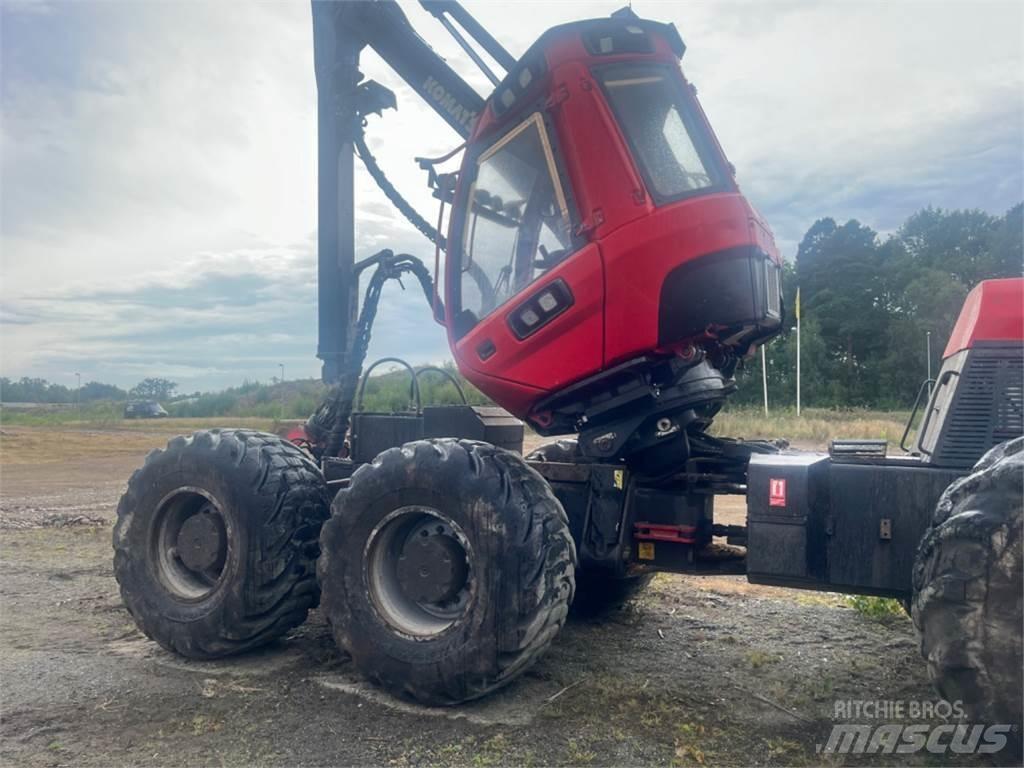 Komatsu 951 收割机