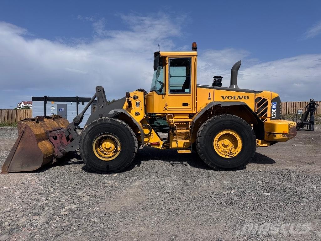 Volvo L 120 E 轮式装载机