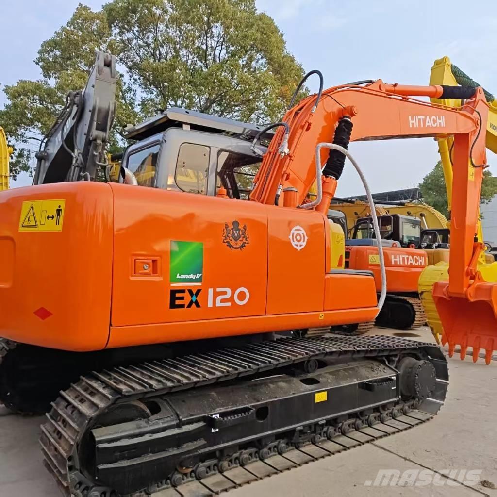Hitachi EX 120 中型挖掘机